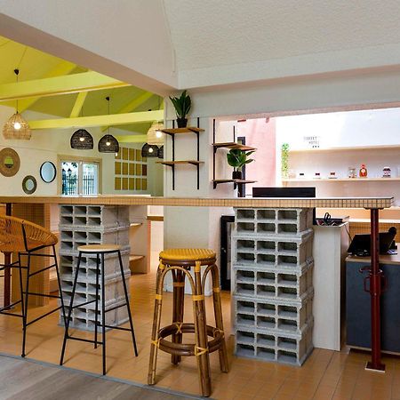 Greet Hotel Villeneuve La Garenne - Renove Eksteriør bilde