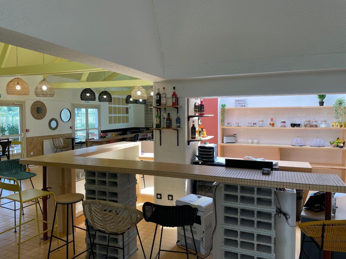 Greet Hotel Villeneuve La Garenne - Renove Eksteriør bilde