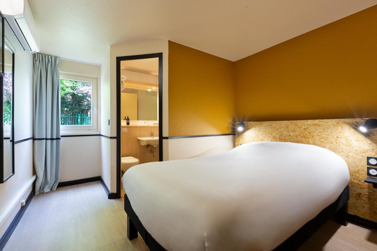 Greet Hotel Villeneuve La Garenne - Renove Eksteriør bilde